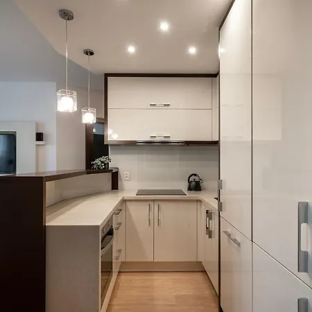 24 Apartmán