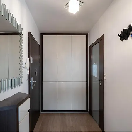 Apartmán 24 *