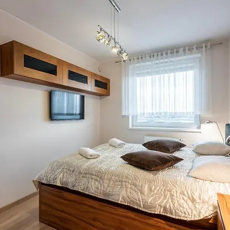 Apartmán 24 *